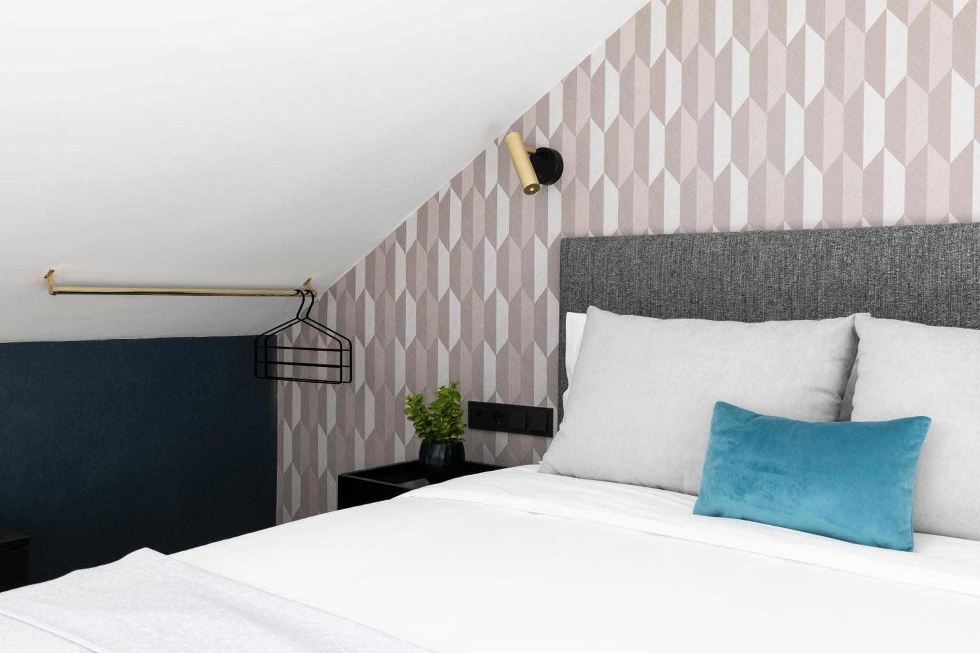 Edmond Vibes Puerta Del Sol Suites Madrid Exteriér fotografie